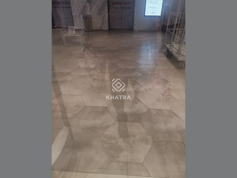 uniqlo-floor