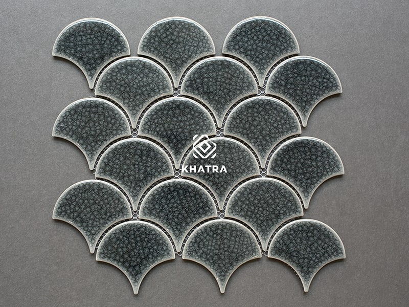Gạch vảy cá men rạn Grey