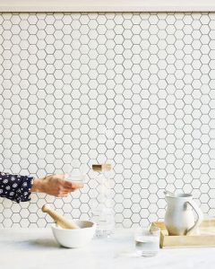 Gạch Mosaic lục giác KHA-10L1005 ốp bếp