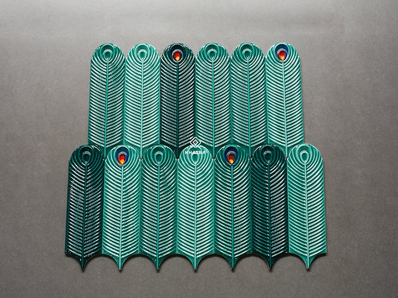 Patterned Feather 90300 tile