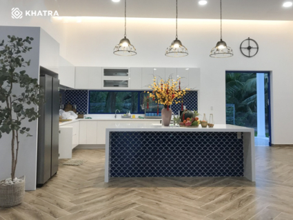 Vảy cá Navy Blue ốp bếp