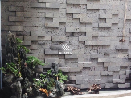Gạch đá ong ốp tường giếng trời