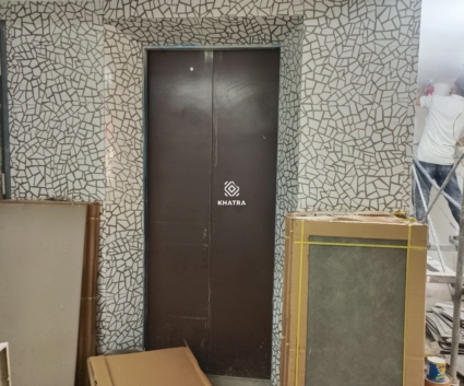 KHTR61288 ốp tường thang máy