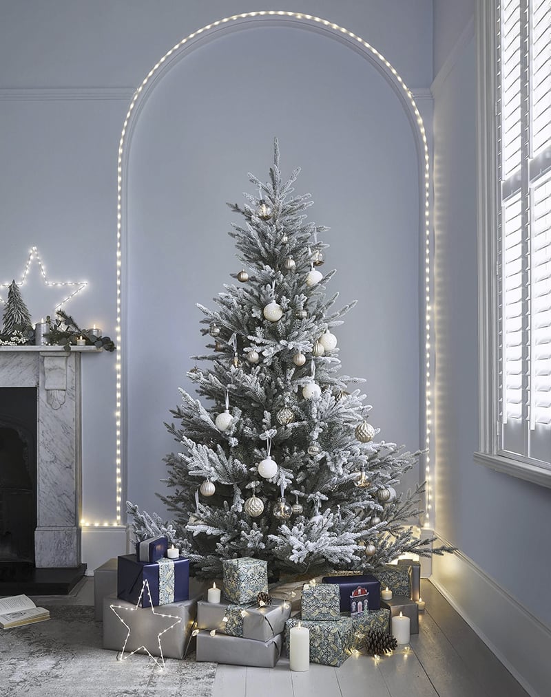 Chọn đồ trang trí Noel