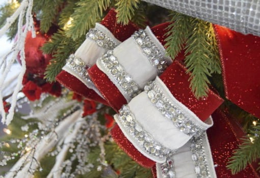 Chọn ruy băng cho Noel
