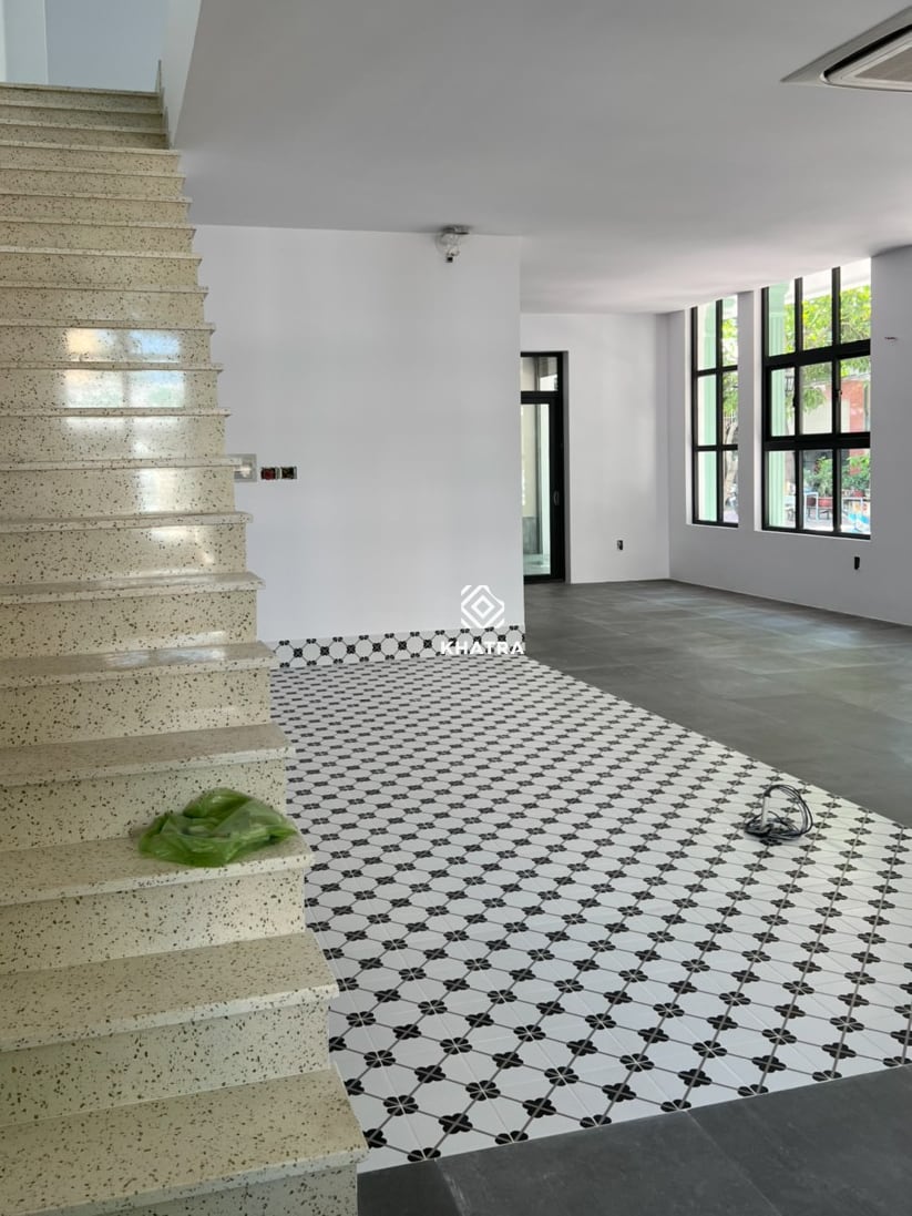 Gạch Granite 08GB phối gạch bông L202