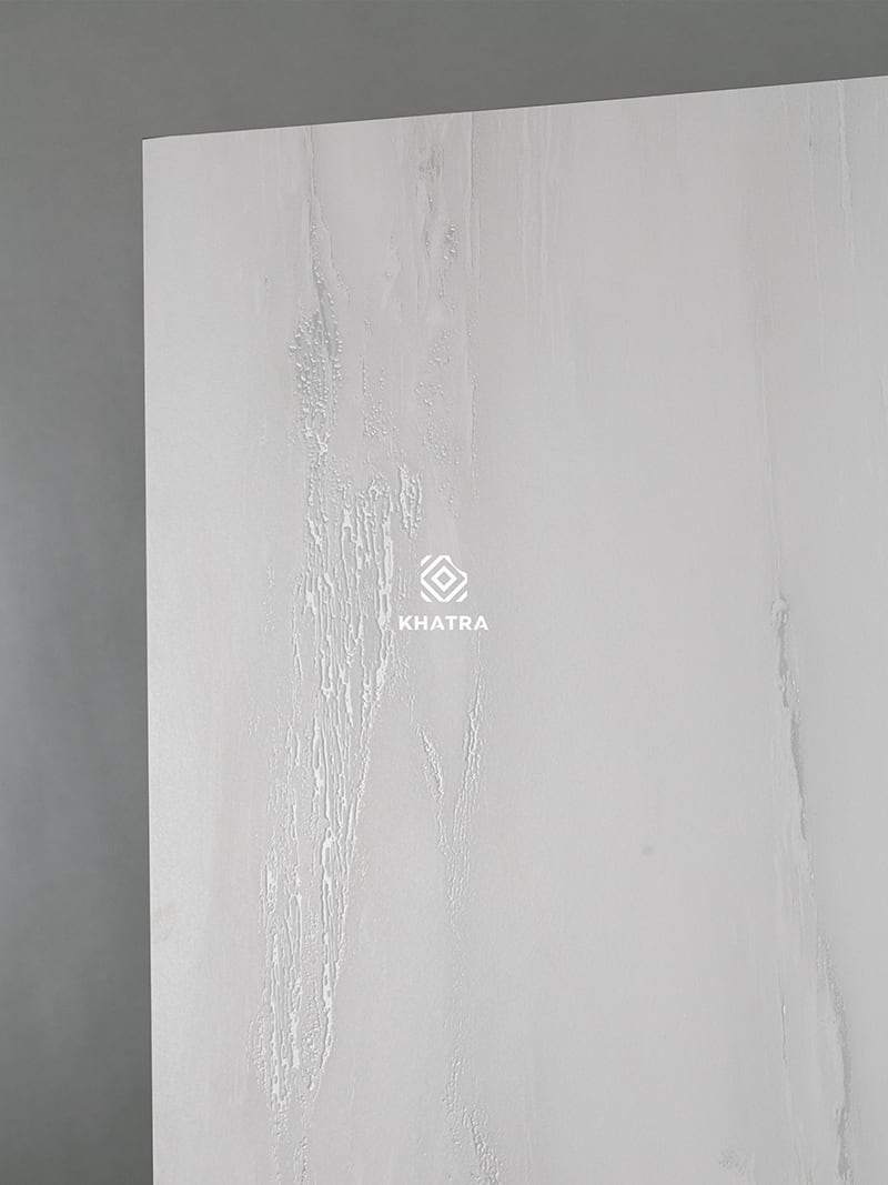Hiệu ứng bề mặt gạch nhũ bạc 612601D