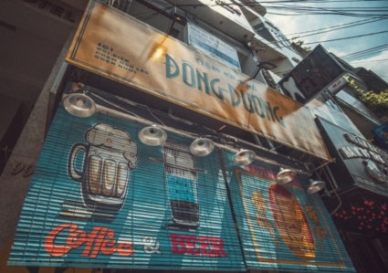 tiem-ca-phe-dong-duong TOP 7 phong cách thiết kế quán Cafe 2023 (part 2)