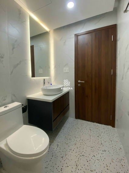 Gạch Marble 300×600 ốp tường phòng vệ sinh Gạch Marble 300x600 ốp tường phòng vệ sinh
