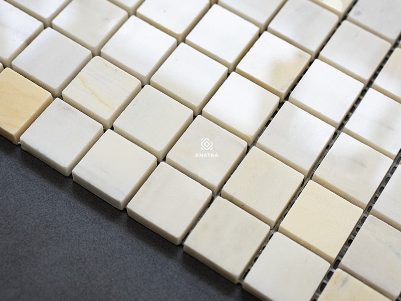 Bề mặt gạch mosaic đá KM Sahara
