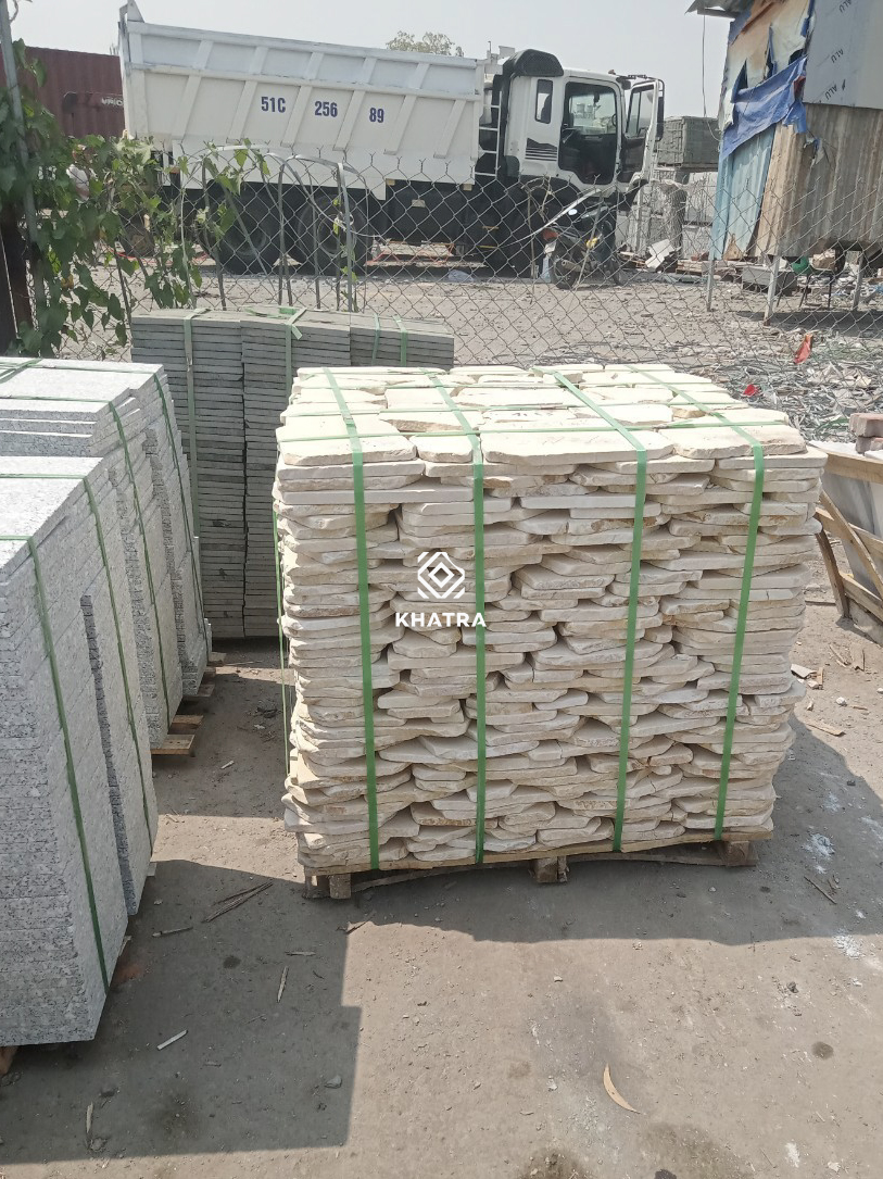 Đá quay vàng sử dụng ốp lát ngoại thất