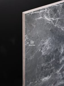 Hình chụp cạnh gạch KR-B88238