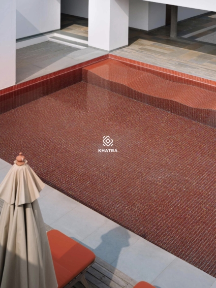 Gạch Mosaic đỏ ốp hồ bơi Gạch Mosaic đỏ ốp hồ bơi